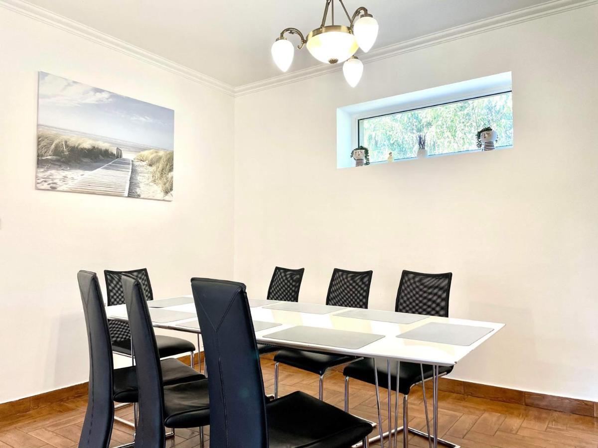 Holiday home With Jakuzzi And Sauna