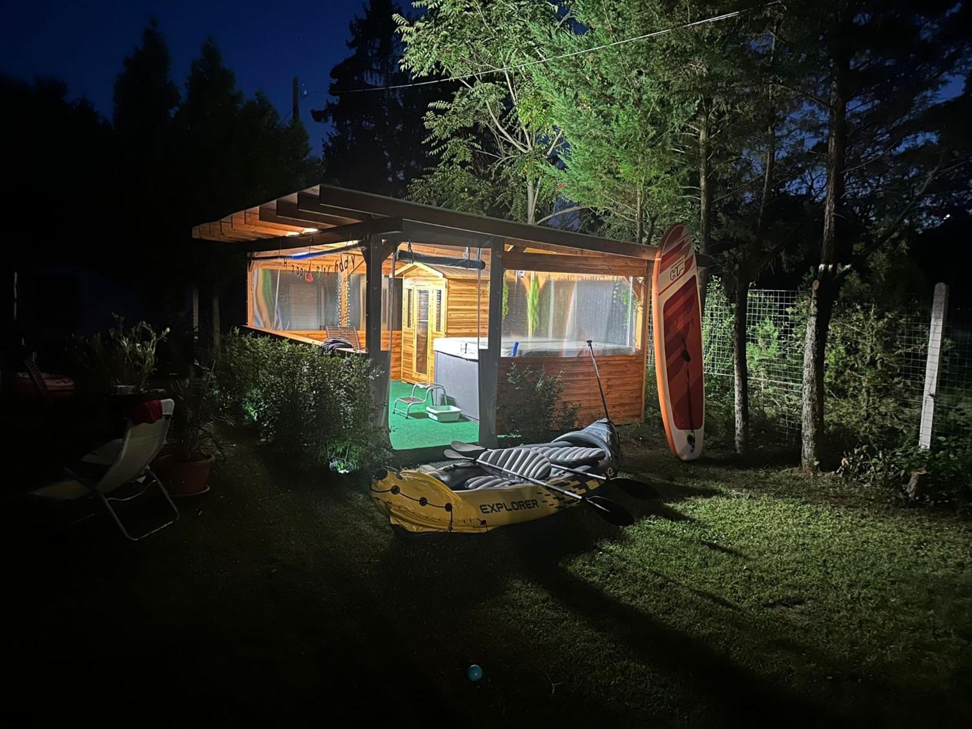With Jakuzzi And Sauna Holiday home Kisoroszi